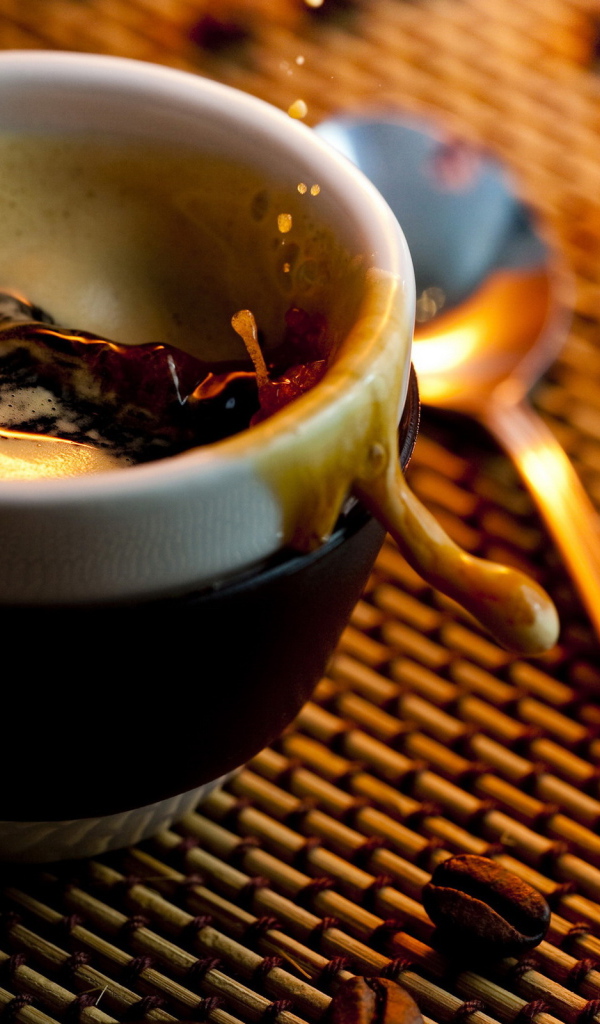 Чашка горячего кофе