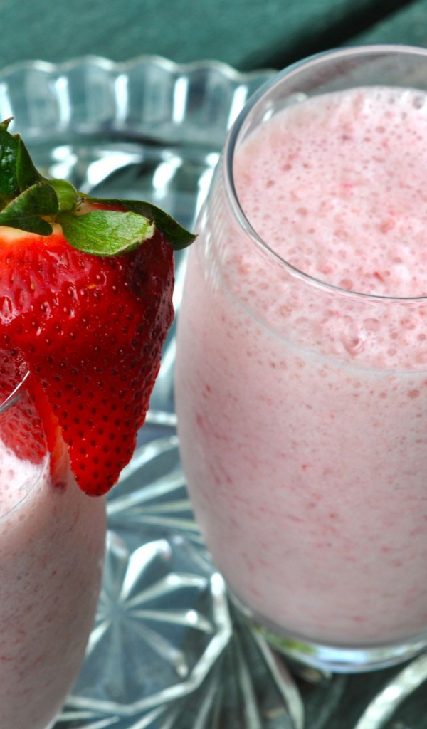 Фруктово-молочный коктейль