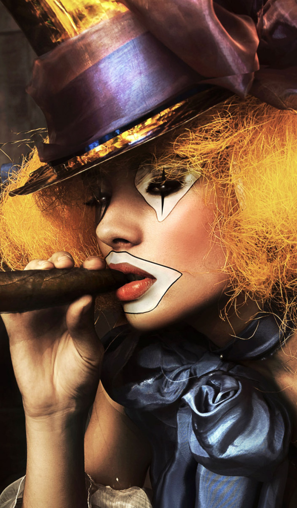 Клоун с сигарой