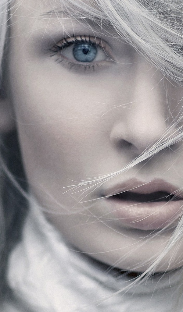 Настоящая блондинка