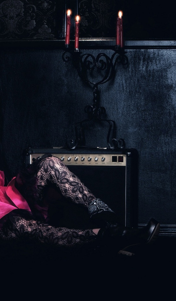 белокурая Candice Accola