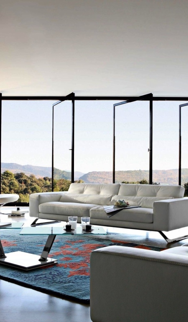 Гостиная с видом на горы