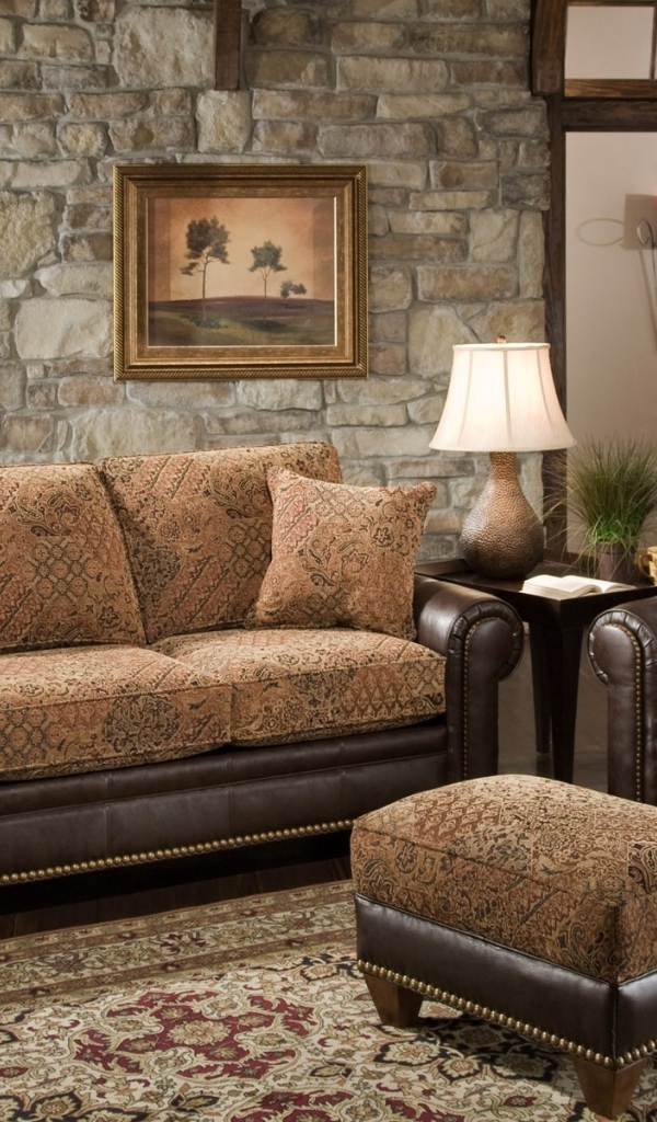 Мягкая мебель в комнате