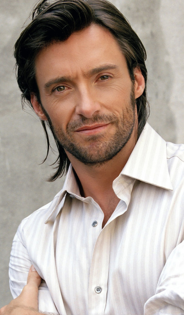 Hugh Michael Jackman в рубашке