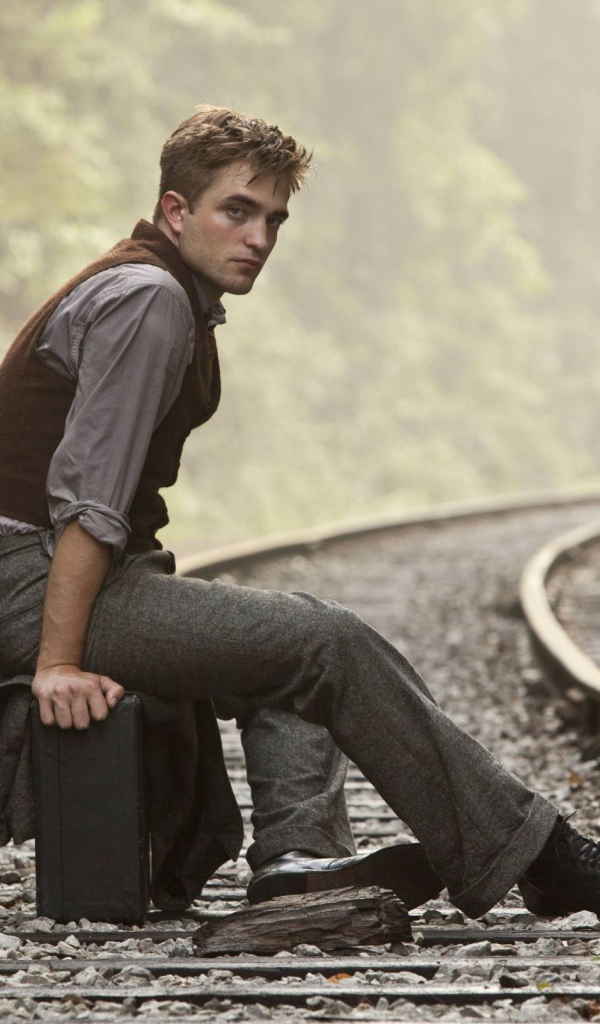 актер Роберт Патинсон (Robert Pattinson)