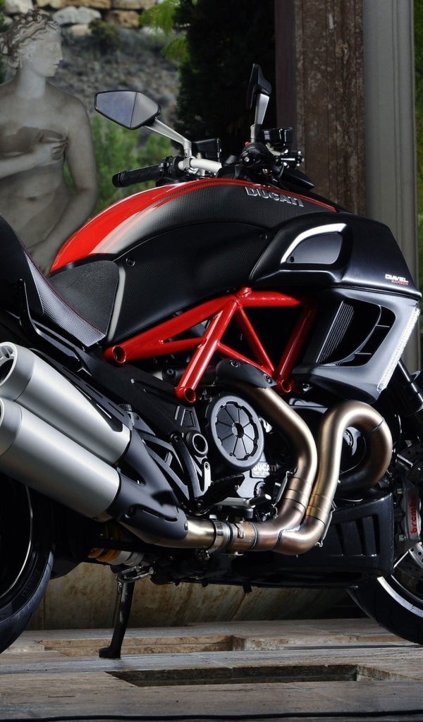 Ducati Monster 1100