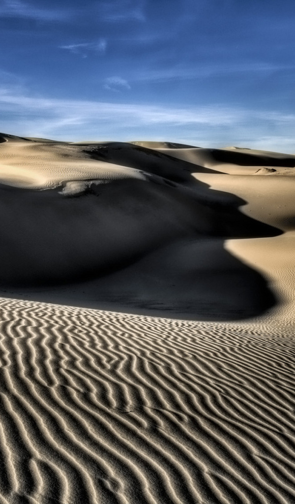 Пустынные барханы