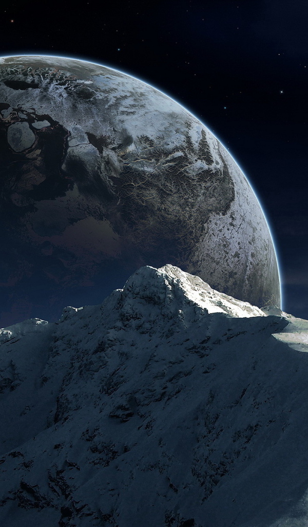 Гора на фоне планеты