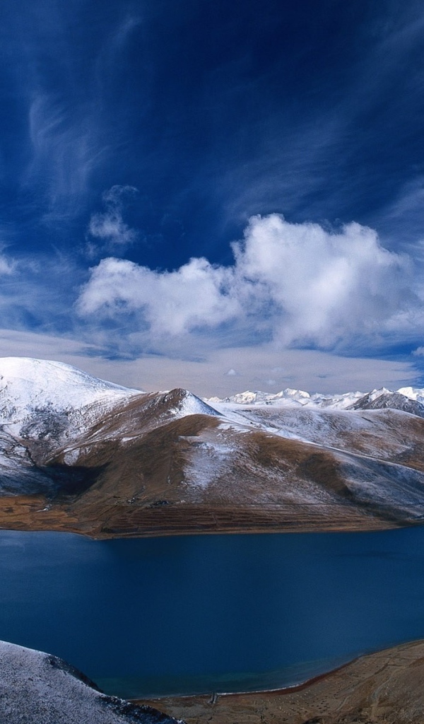 Горная долина и река