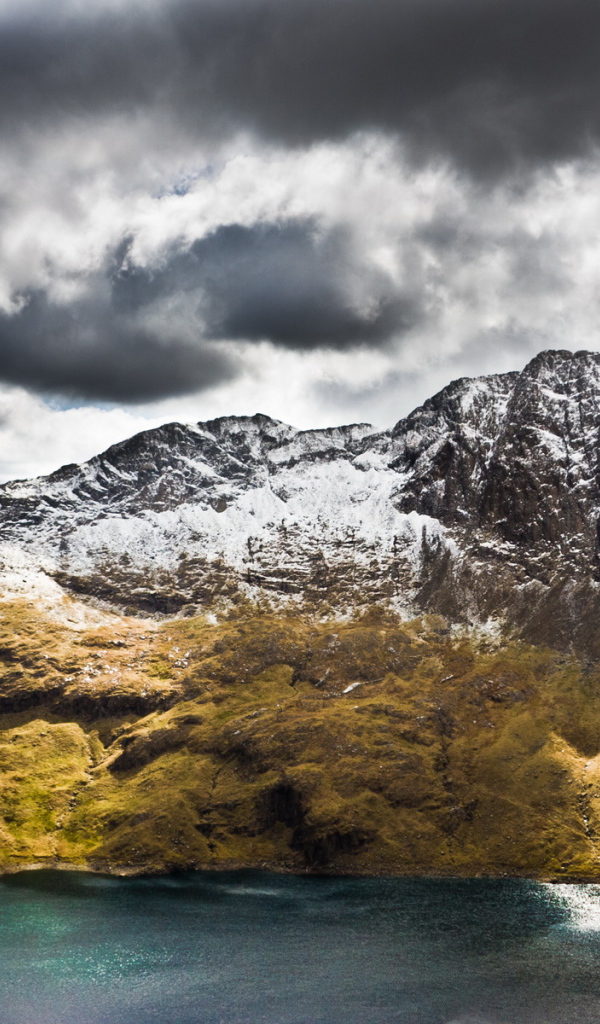 Горы под небом