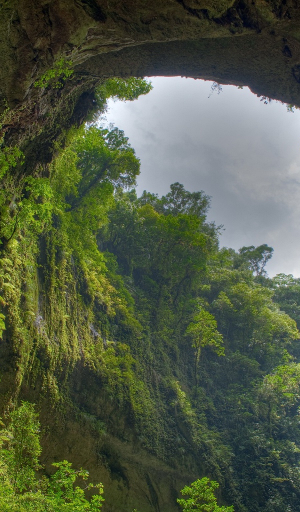 Каменная арка