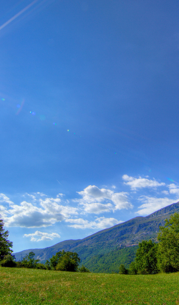 Солнце над горами