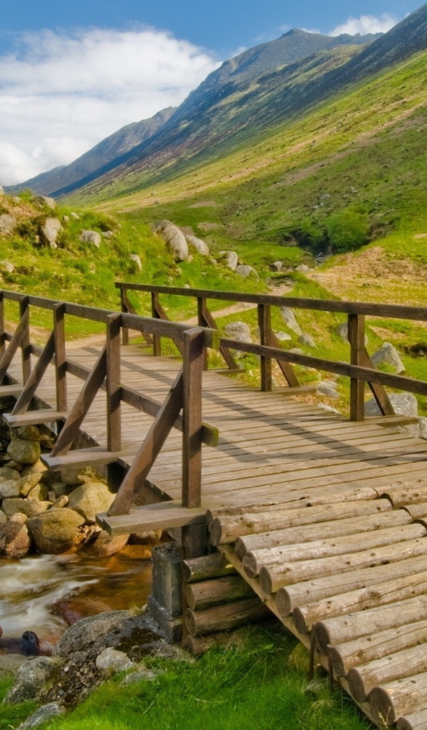 Мостик через ручей