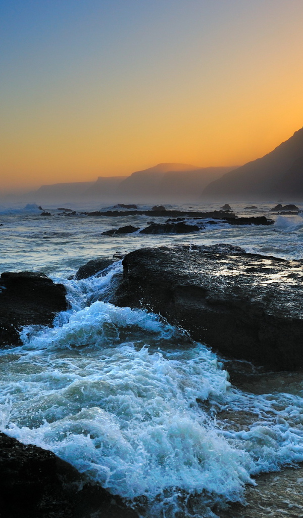 Побережье на закате