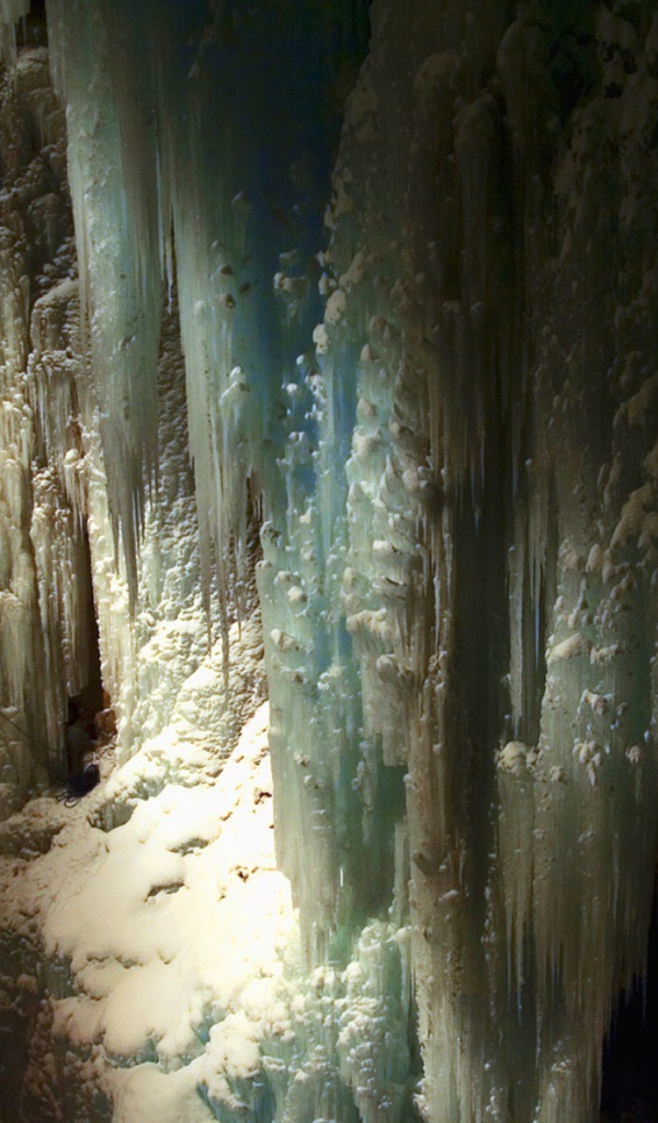 Ледяная пещера