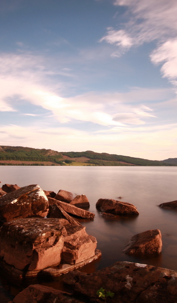 Берег озера