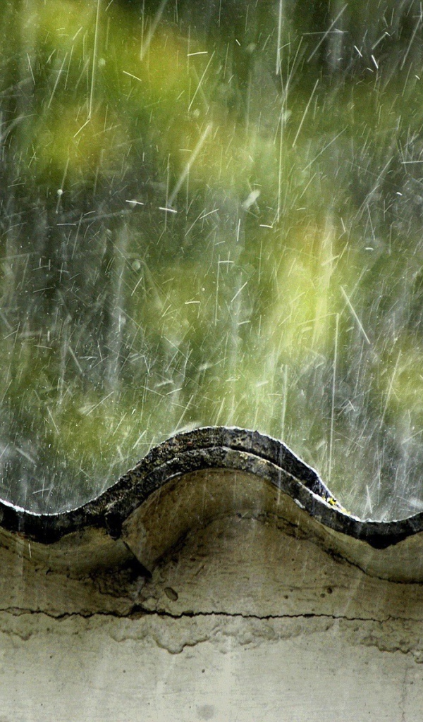 Дождик по крыше