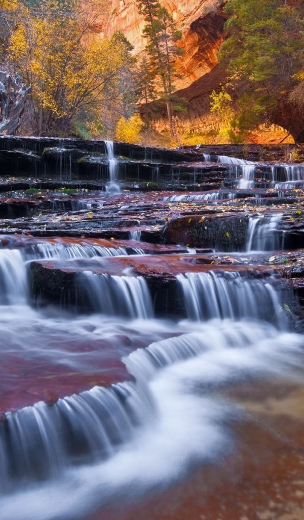 Бегущий ручей