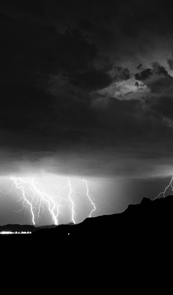 Гроза над городом