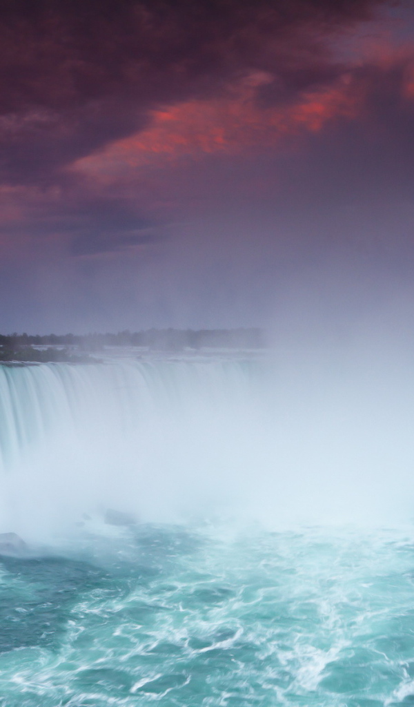 Порог на реке