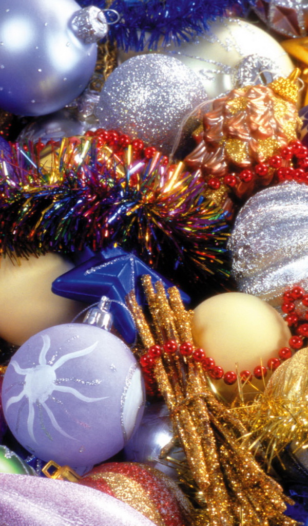 Новогодние игрушки