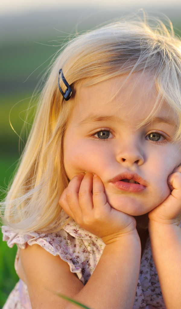 маленькая девочка