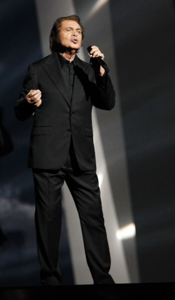 Энгельберт Хампердинк (Великобритания)