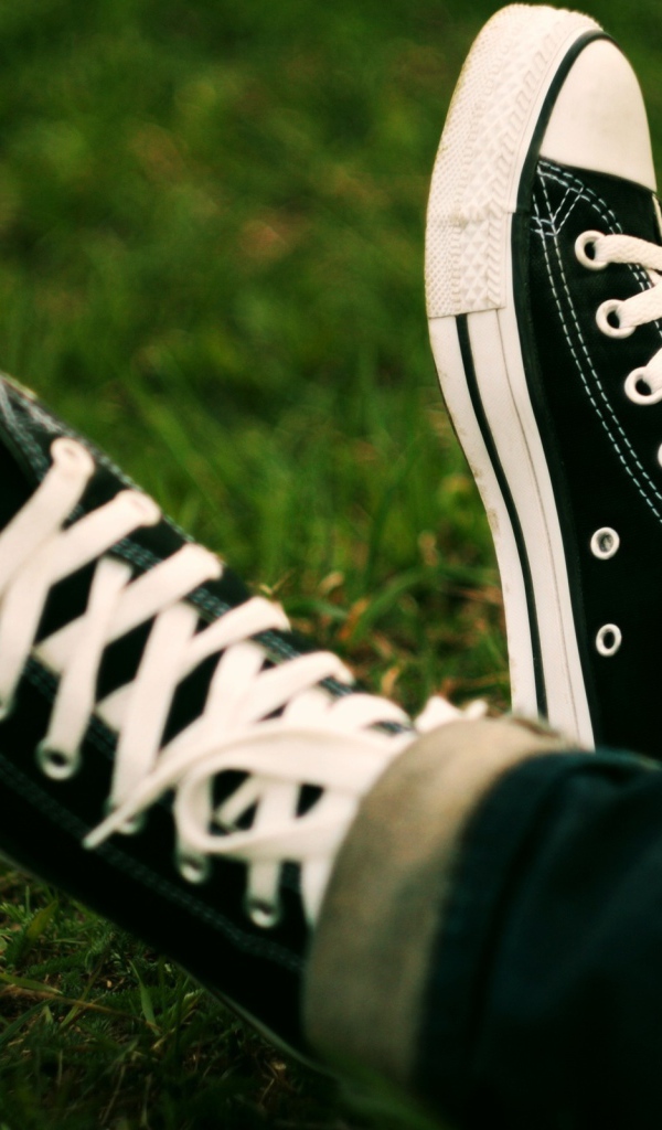 Белые шнурки