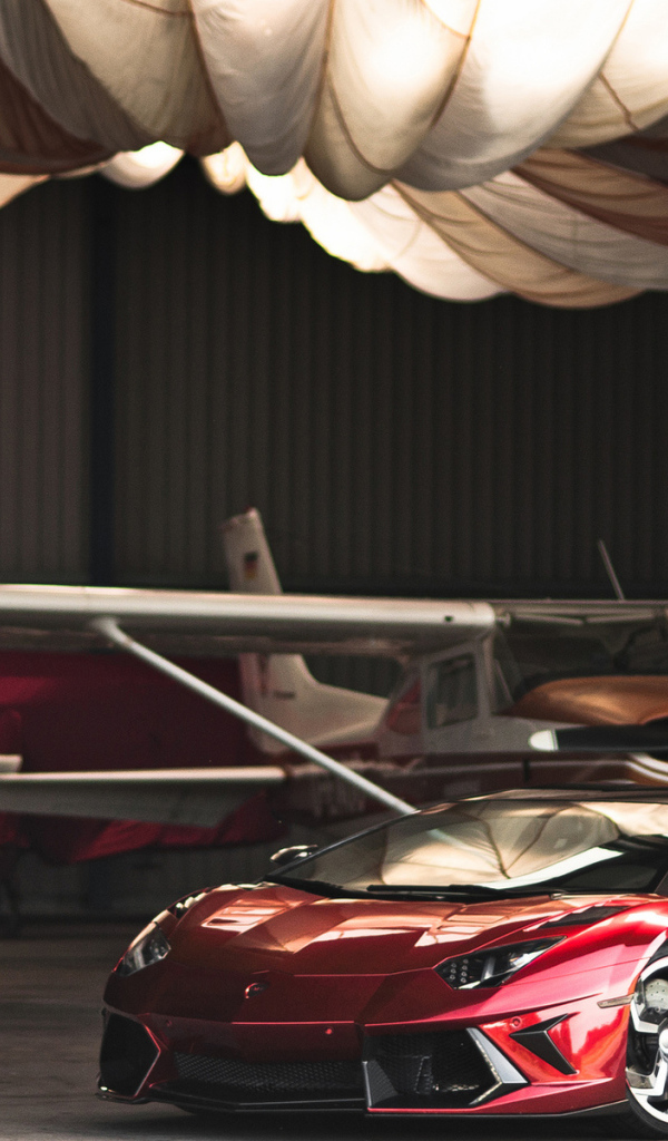 Lamborghini-Aventador