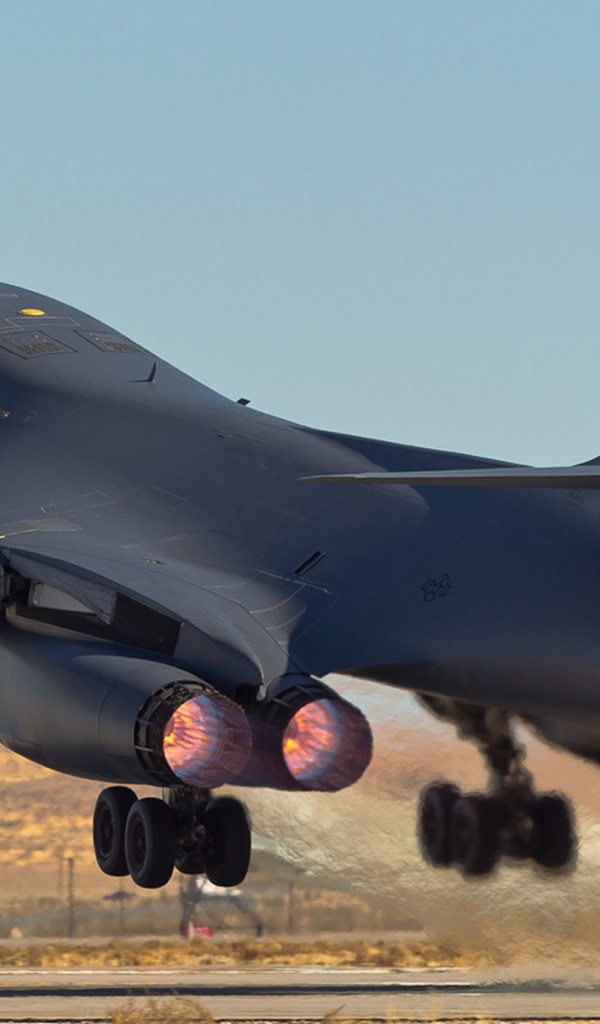B-1B Lancer бомбардировщик