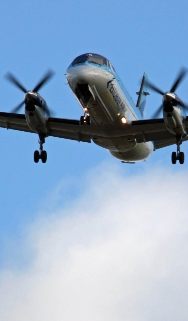 Самолет SAAB 2000