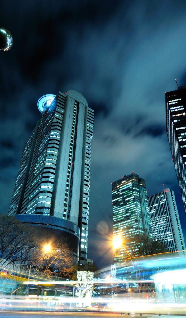 Ночной трафик в Токио