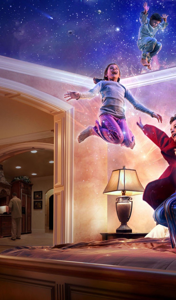 Дети играют