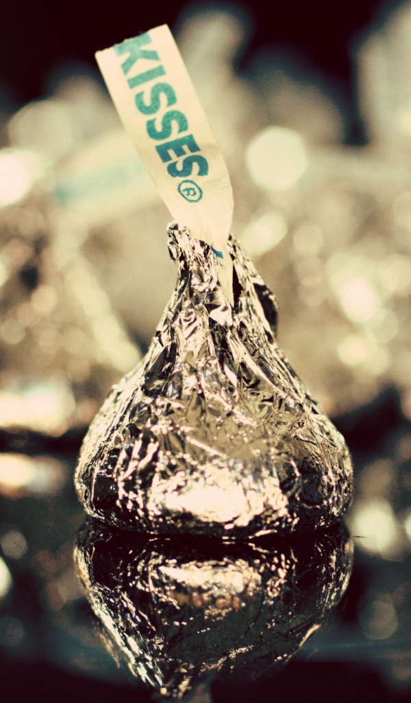 Конфета в обертке