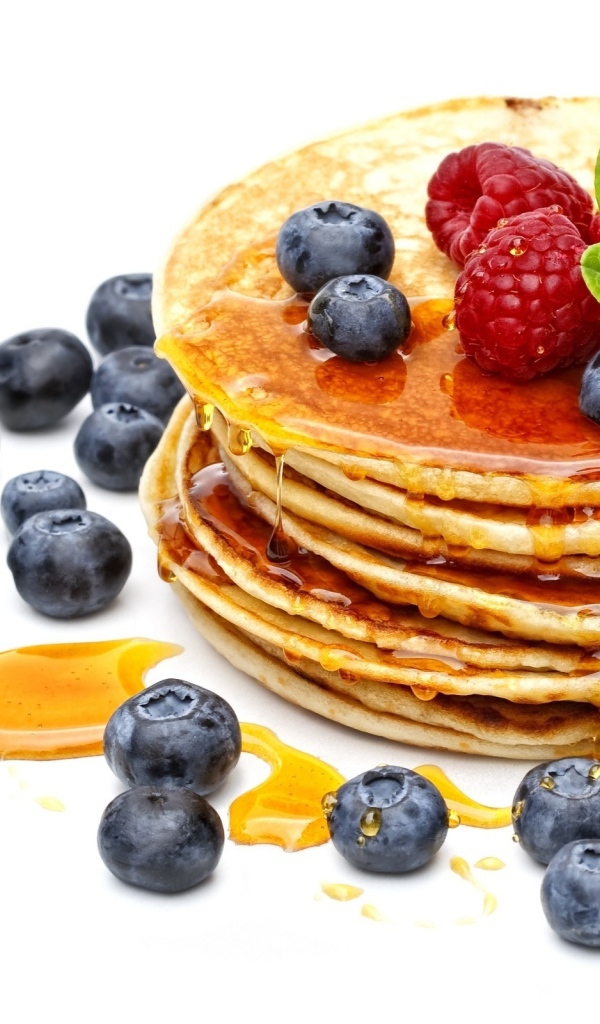 Блинчики с ягодами