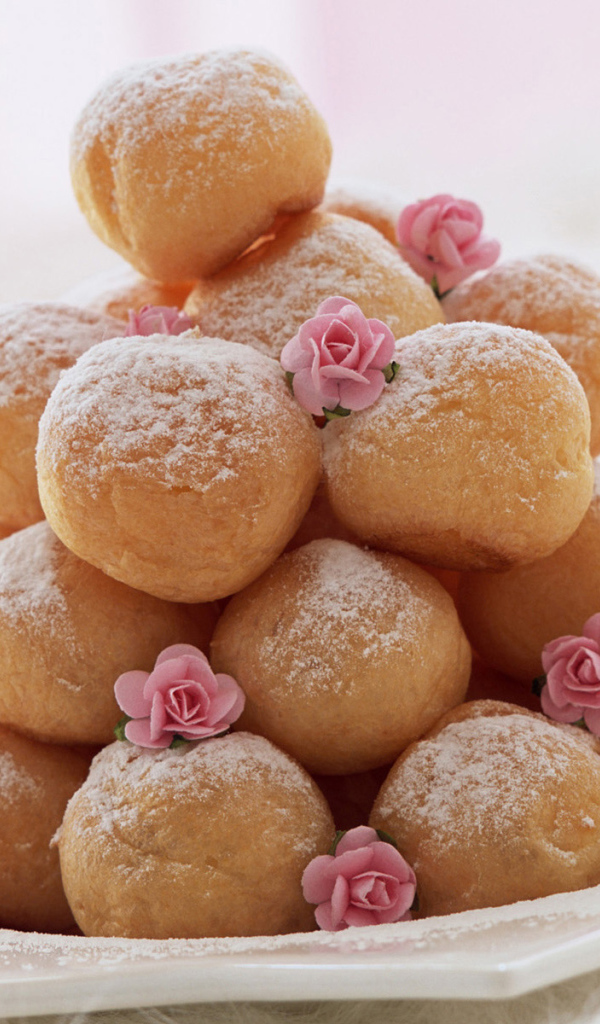 Сладкие пончики