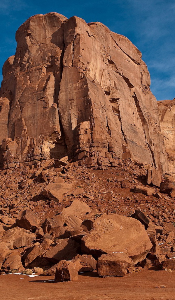 Горы в пустыне