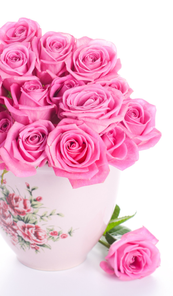 Розовые розы