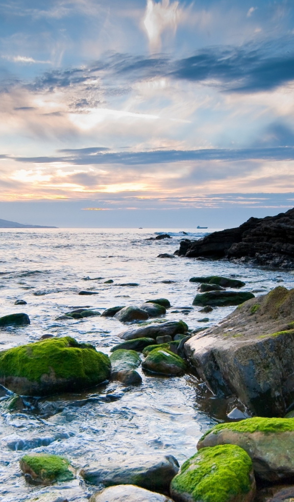 Каменный берег