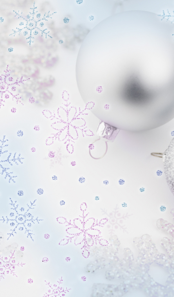 Серебряные шары