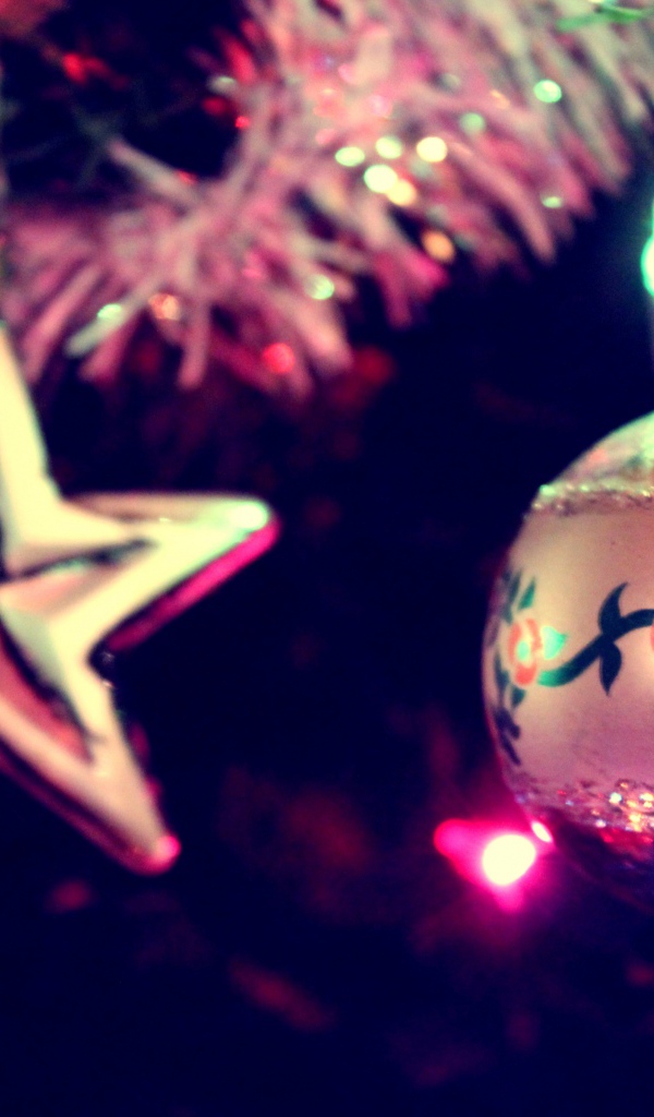 Звезда и шар для елки