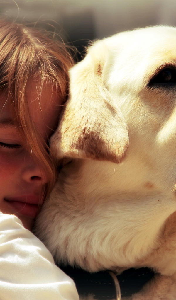 Девочка и собака