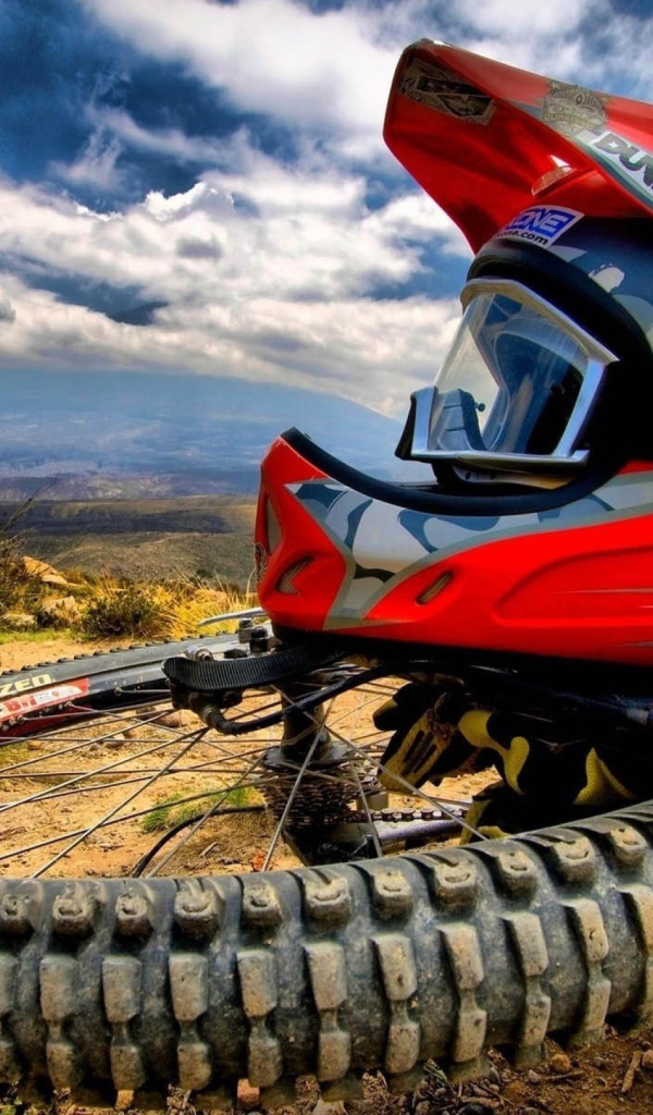 Мотокросс в пустыне