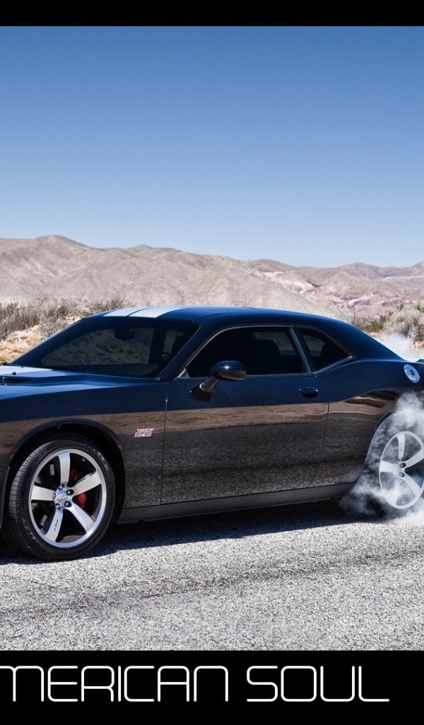 Американсский автомобиль Dodge SRT8