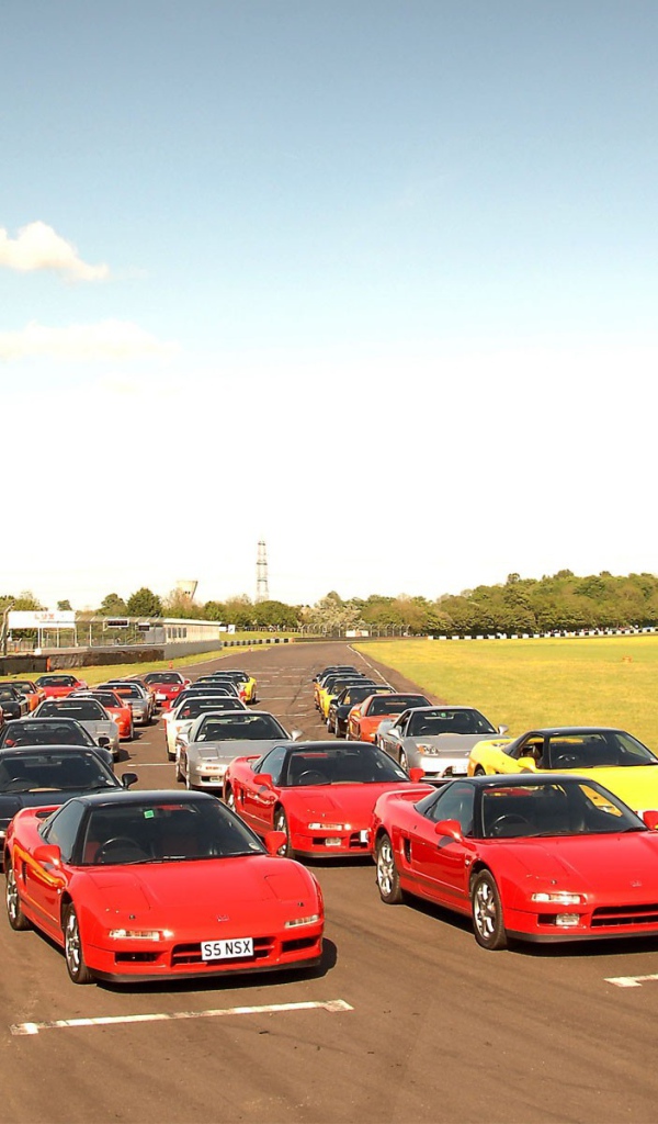 На первой линии Хонда NSX