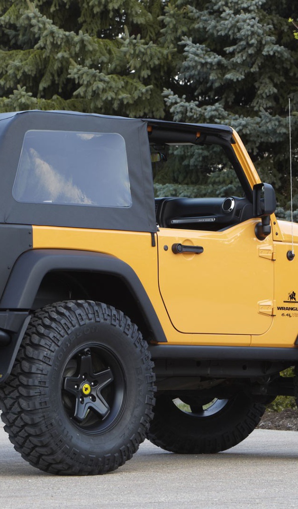 Jeep Wrangler желтый