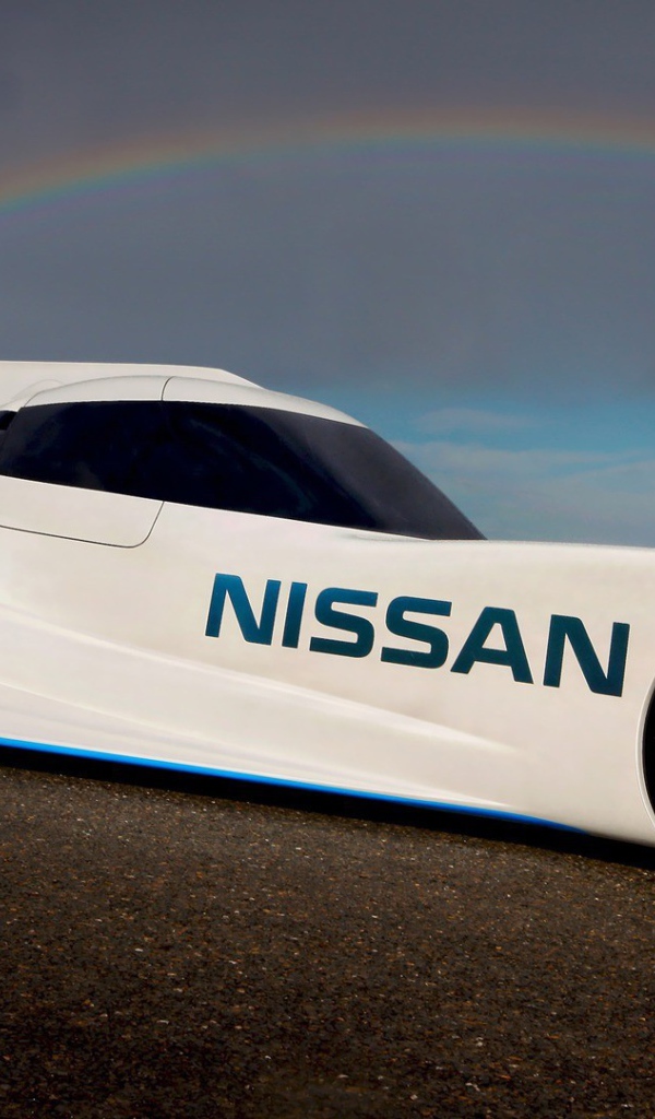Нисан под радугой