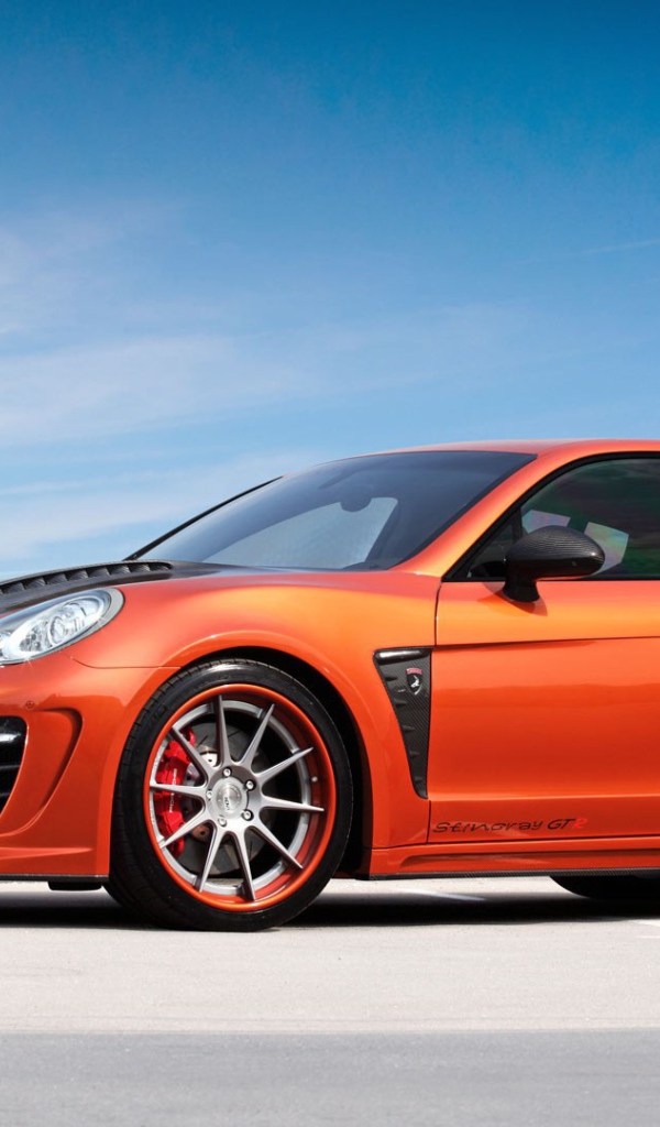 Porsche Panamera бок