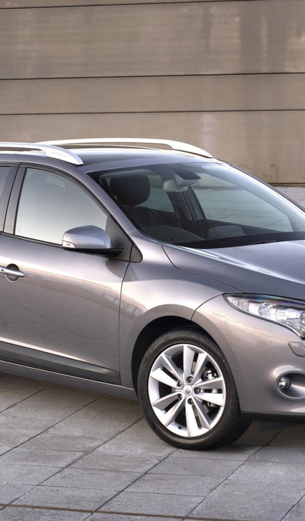 Автомобиль Renault Megane