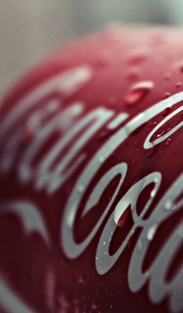 Холодная бутылка Coca Cola